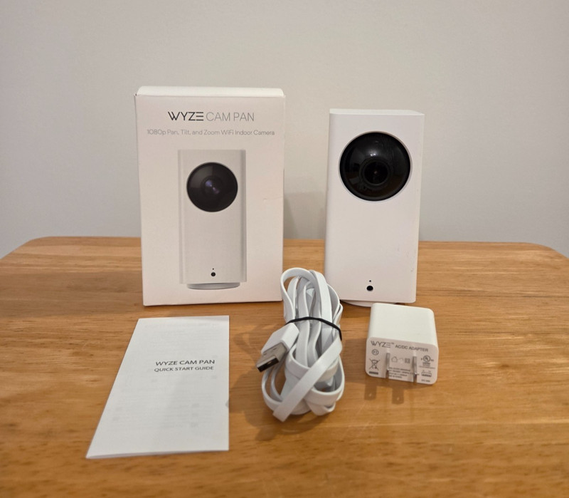 4 Wyze Camera Bundle: 2 Cam Pans, 1 Cam OG, 1 Cam V4 Original Packaging gallery