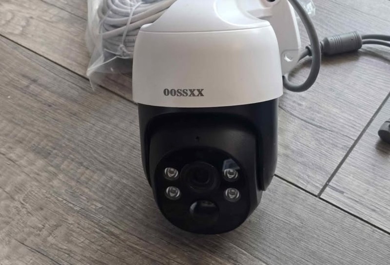 Oossxx Wired Security Camera Wifi New Open Box