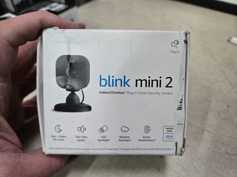 Blink Mini 2 1080p Security Camera with Built-in Mic – Black Factory sealed!