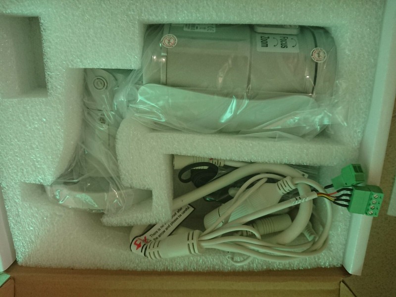 Hunt HLC-7BKDS Bullet IP Camera 2MP, 2.8-12mm, 40M IR T-WDR, IP68, IK10 Wifi P2P gallery