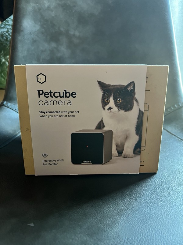 Petcube HD Pet Monitoring WiFi Cam 720p Wireless Camera Remote Monitor Pets NIB gallery