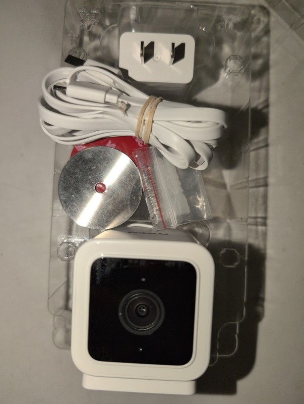 Roku Indoor Camera Wired Home Security 1 Pack WDR & WiFi 6 gallery