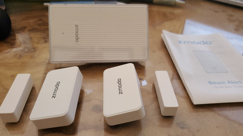Zmodo Beam Alert WiFi & 2 window door sensors