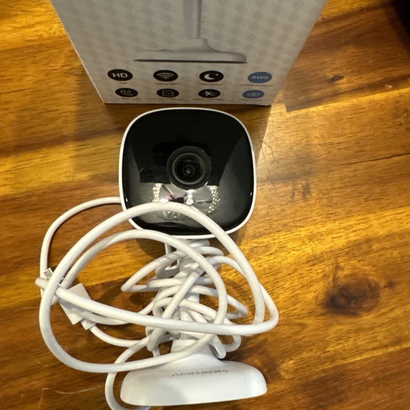 Amorom WiFi Indoor Camera for Home Security, 24/7 Recording Open Box