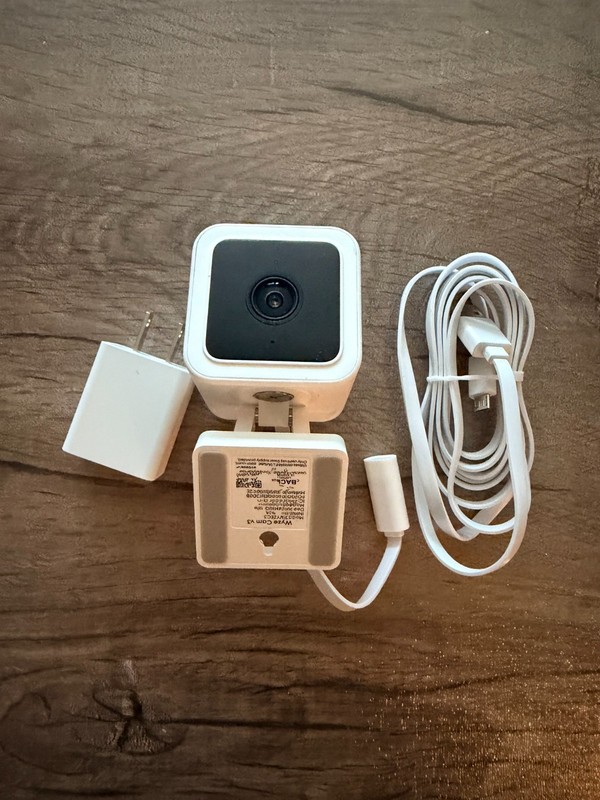WYZE Cam v3 1080P HD WiFi Wired Indoor Outdoor Home Security Camera White