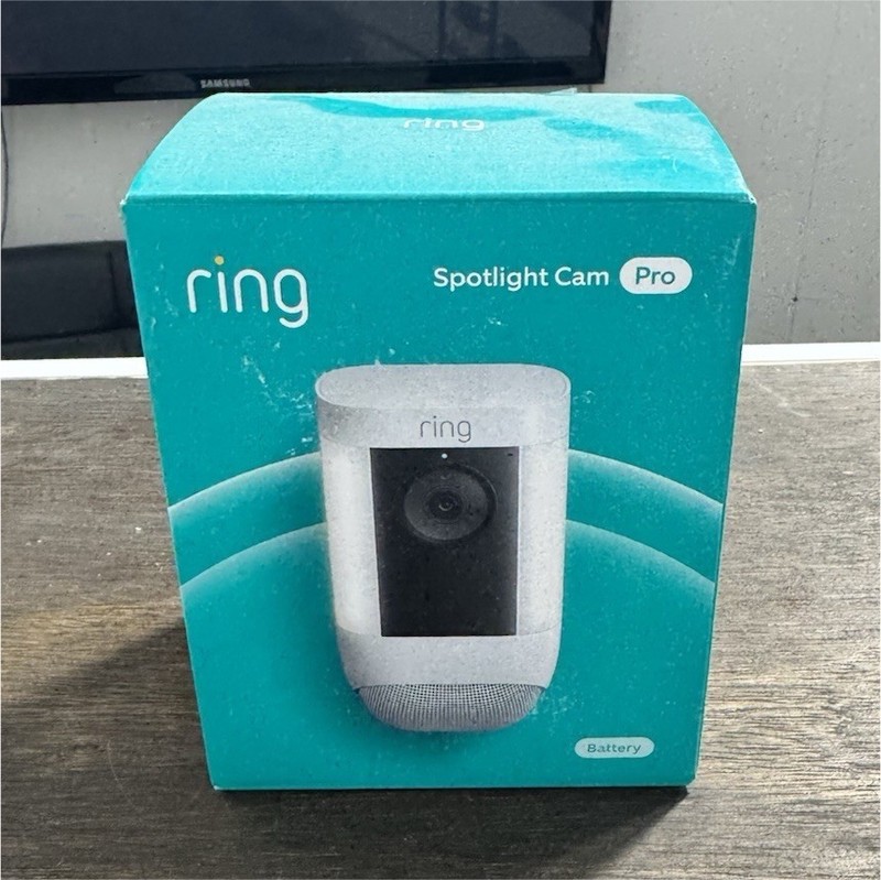Ring Spotlight Cam Pro Wireless Outdoor Battery Security Camera 1080p Wi-Fi