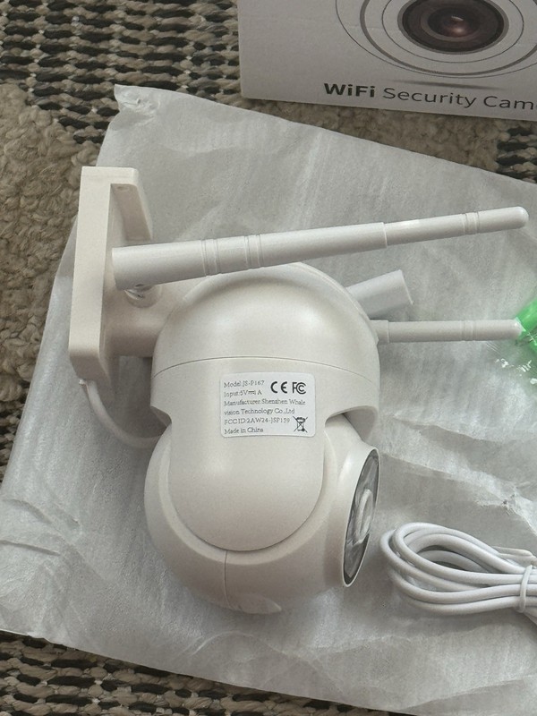SET OF 4 WIRELESS CAMERAS WITH NIGHT VISION. WATCH FROM ANYWHERE IN THE WORLD. gallery
