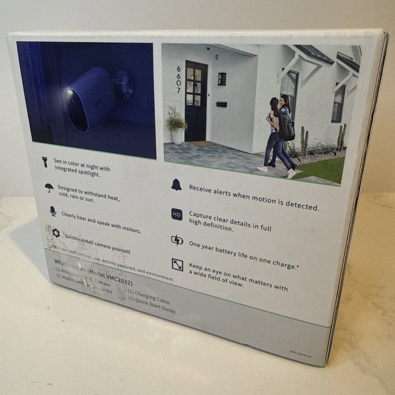 Arlo Essential XL Spotlight VMC2032 1080p Wireless Security Camera - White gallery