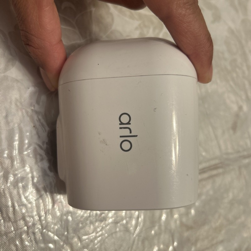 Arlo VMC2030 Essential Spotlight Security Camera White Wireless Night Vision gallery