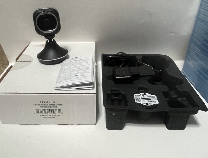 FLIR Systems FXV101-H Indoor Wireless HD Security Video Camera
