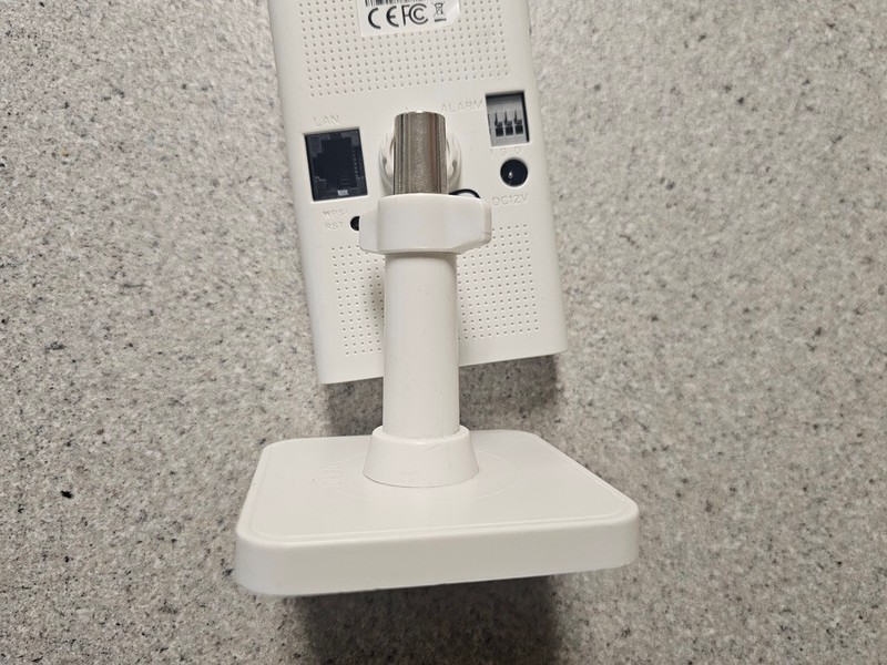 OCO Pro Indoor Camera. OPHWI-16US. WORKS gallery
