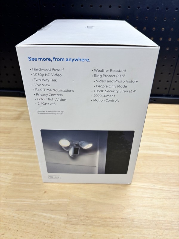 Ring Floodlight Cam Wired Plus **BRAND NEW** 1080p HD White gallery