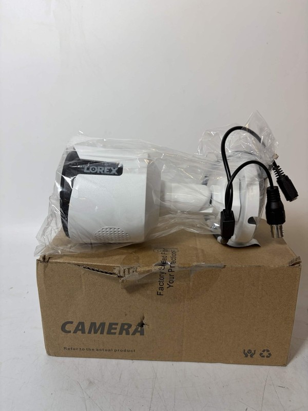 New-Lorex C581DA-Z 5MP -4K-CVI Deterrence Bullet Camera NTSC White gallery