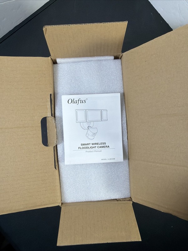 NEW Olafus Smart Wireless Floodlight Camera Outdoor 5500LM 360 Pan Tilt 3-LBC55M gallery