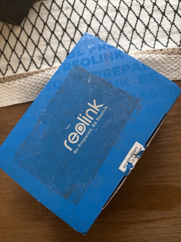 Reolink Lumus 2K 4MP Plug-in Wi-Fi Spotlight Security Camera, Color Night Visi gallery