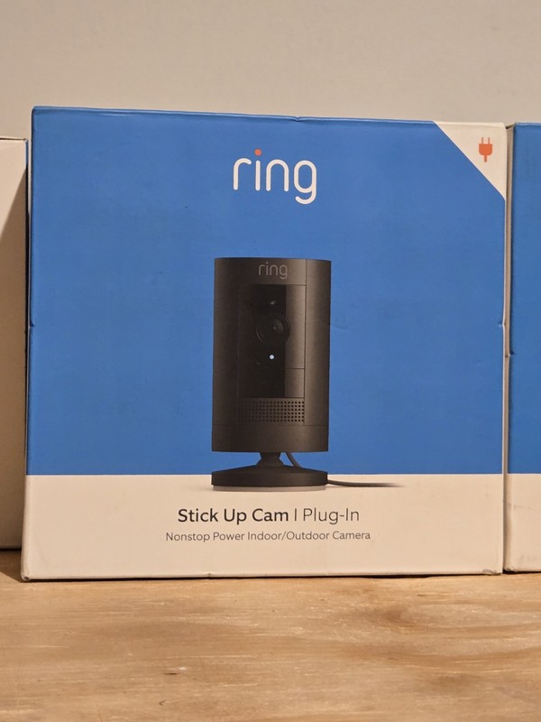 Ring Stick Up Cam Plug-In Indoor/Outdoor 1080p Security Camera Black – Brand New