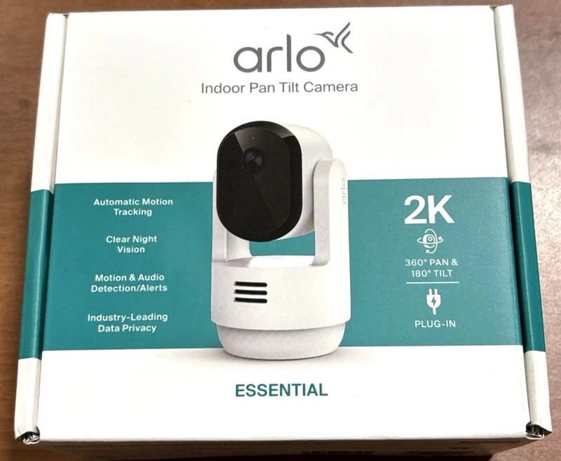 = Arlo Indoor Pan Tilt Pet Camera 2K 360 Degree Pan 180 Tilt Plug In NEW