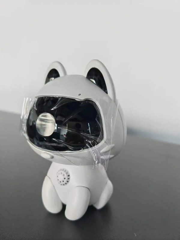 Smart Pet Monitoring Cam w/ Two-Way Voice Com Night Vision Remote View on Phones gallery