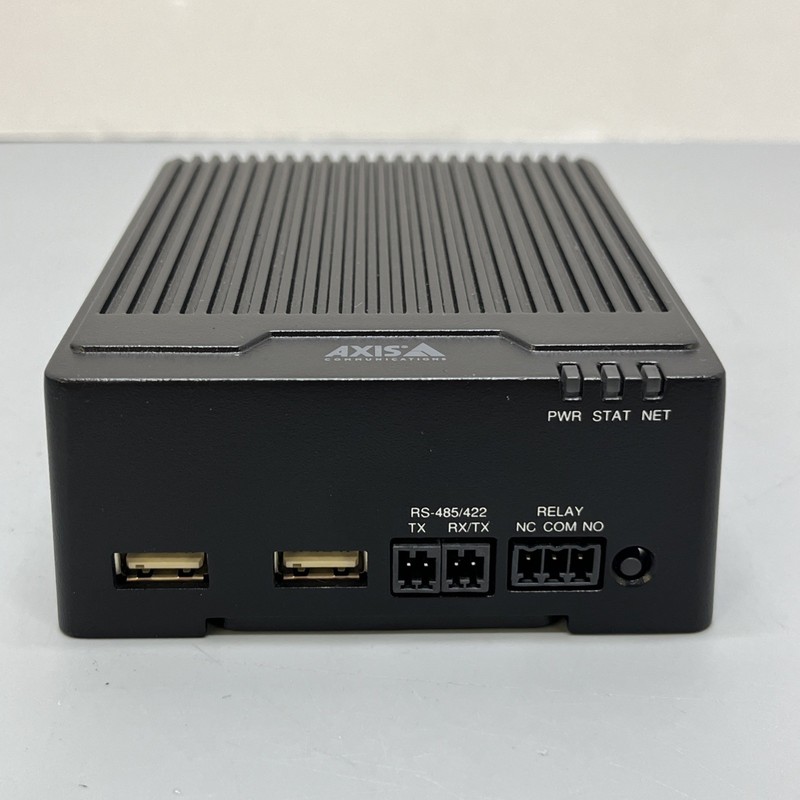 Axis D3110 Sensor Connectivity Hub 02232-001-01 2x Audio in/Out PoE - Open Box gallery