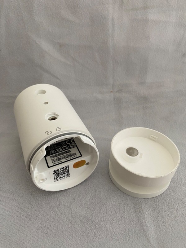 Ring 3rd gen 5UM7E5 White Stick Up Cam (For parts only) gallery