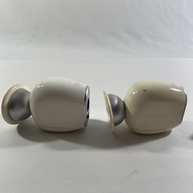 Netgear Arlo VMC3030 Add-On Wireless Security Camera w/ Mount NO Batteries Lot 4 gallery