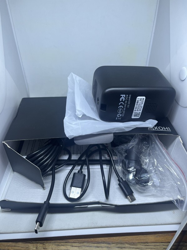 IHOXIX Camera Model DF220 Solar Security camera Black. Open Box gallery
