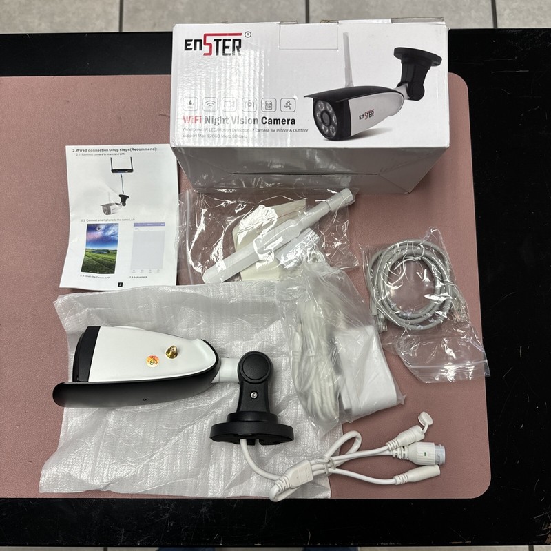 ENSTER EST-W7020C WiFi NIGHT VISION HD CAMERA INDOOR OUTDOOR