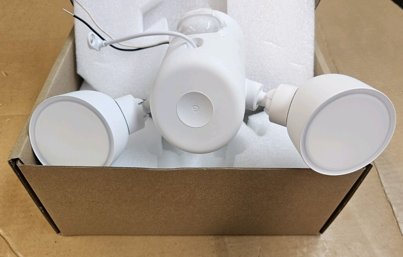 GOOGLE NEST *FLOODLIGHT, SEAL AND PLASTIC BASE ONLY* GPLE9 SECURITY CAMERA -NEW- gallery