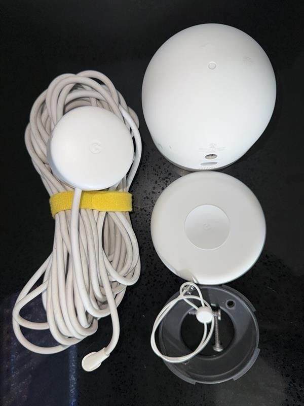 Google Nest Cam Indoor/Outdoor Camera - 1 Pack - Snow White - Plus 33 ft Cable gallery