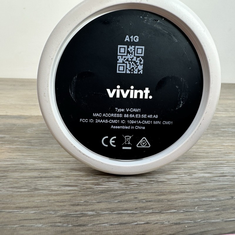 Vivint Indoor Ping Camera V-CAM1 - No Cord, TESTED (selling others w/ plug) gallery