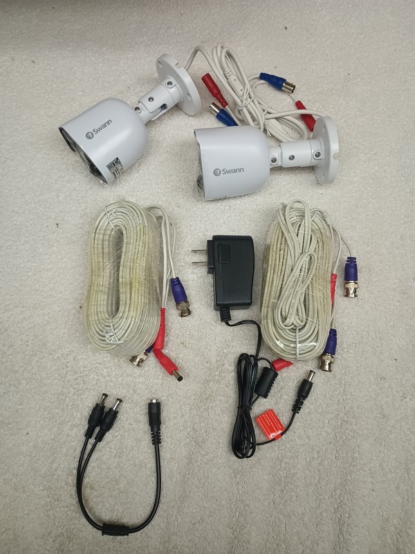 Swann SRPRO-1080SL Pack Of 2 Security Cameras And Installation Kit NEW