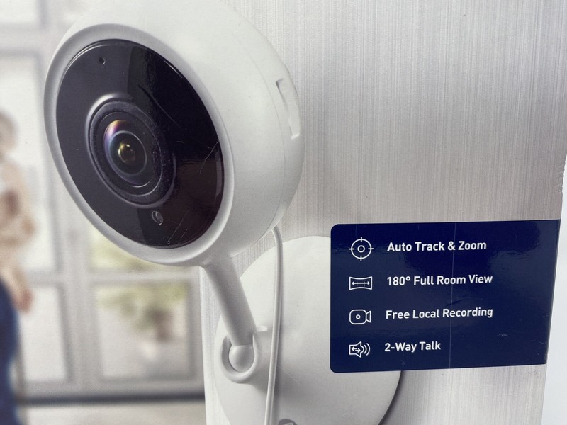 SWANN TRACKER INDOOR Camera / Hardwired Stick Up Cam / Micro Sd gallery
