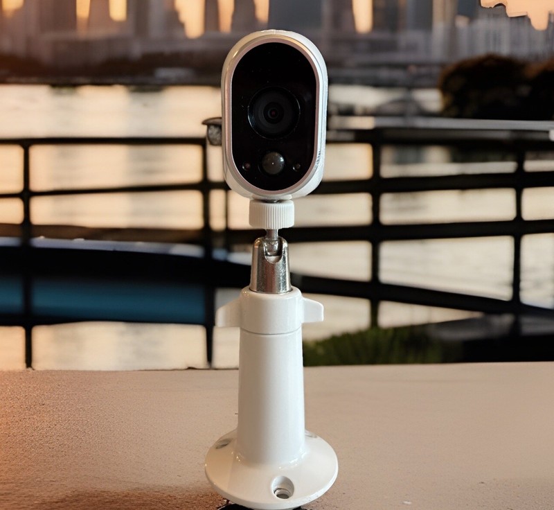Netgear Arlo VMC3030 Wireless Security Camera w/Adjustable Mount – No Batteries