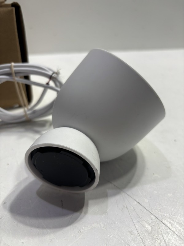 GOOGLE NEST CAMERA INDOOR/OUTDOOR (P11034069) gallery