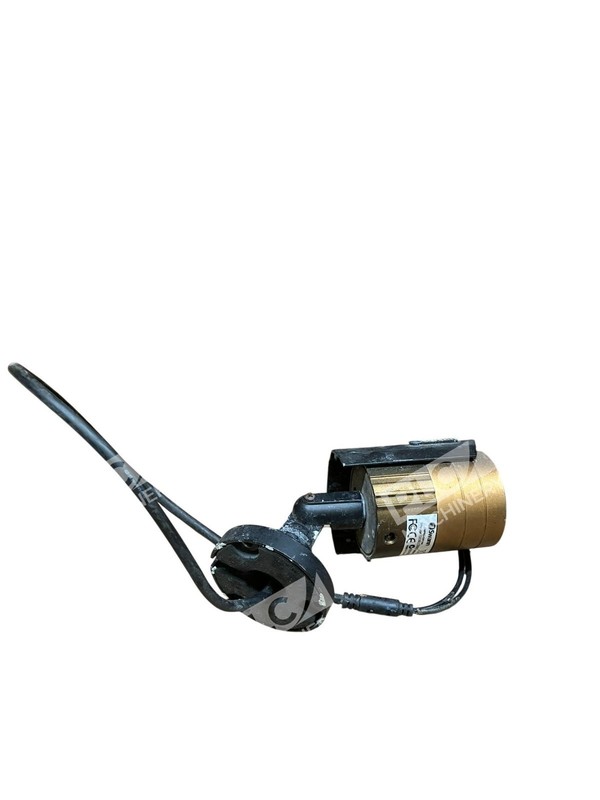 SWPRO-530CAM - Swann - Day/Night Security Camera 600TVL Wired Bullet Indoor/O... gallery
