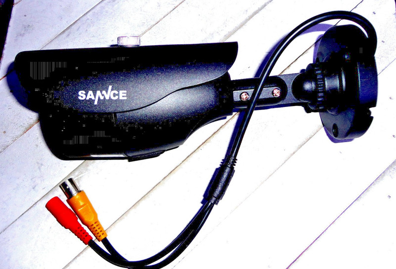 Sannce C8378VD Metal Security Camera + Night Vision + 60 ft. BNC Cable