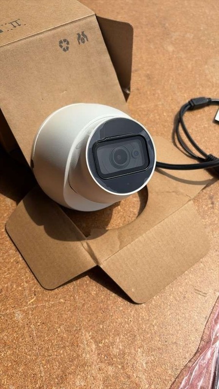 DA E8152-W28 4K HDCVI IR Eyeball Camera 2.8mm Built-In Mic IP67 Open Box gallery