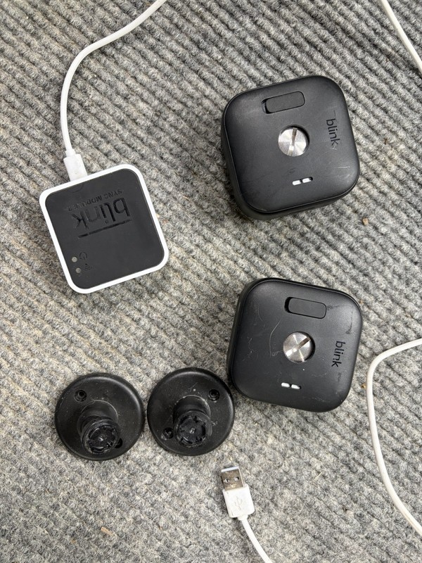 Blink Mini 2-Pack 1080p Wi-Fi Indoor Night Vision Cameras w/ Sync Module 2