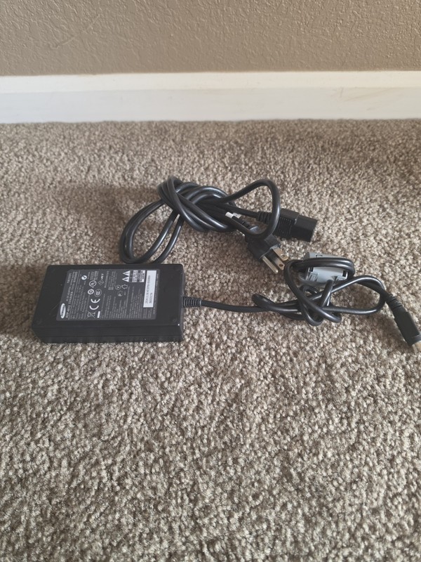 Samsung 6-Camera Home/Business Samsung Security System (SDR-4200N DVR + 2TB HDD) gallery