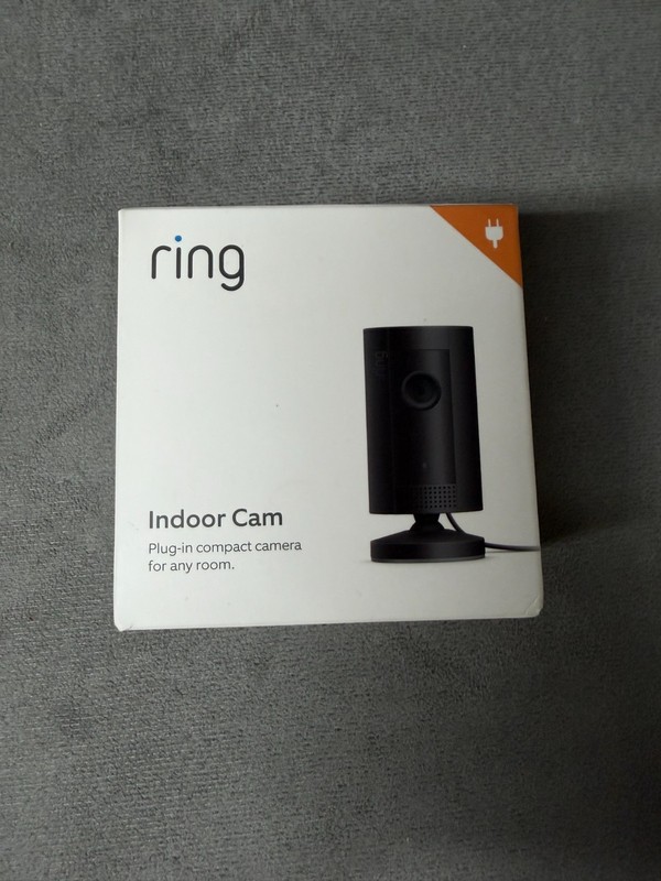 Ring Indoor Cam Compact Camera 2nd Gen - 1080p Indoor Wi-Fi 2.4GHz CAMERA Black