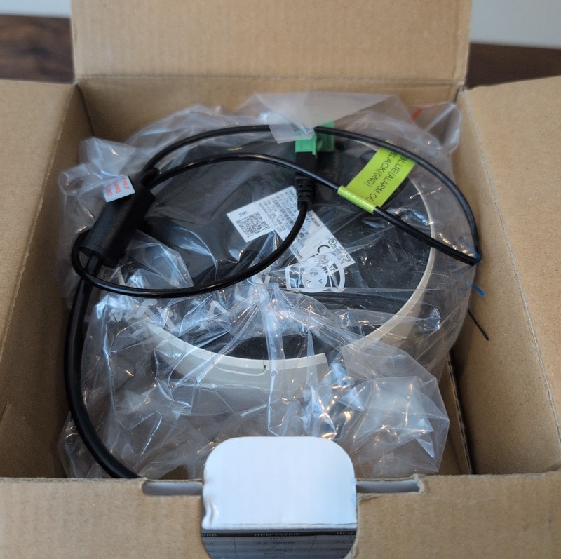 Hanwha Techwin Wisenet HCD-6080R HD+ 2MP Analog HD Dome Camera with Night Vision gallery