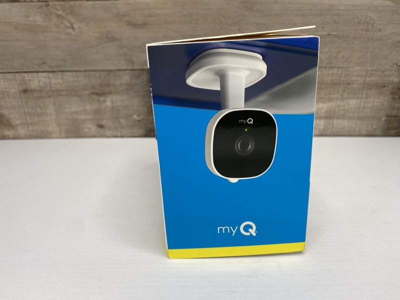 Chamberlain myQ Garage HD 1080p Wi-Fi Security Camera - White NEW DISTRESSED BOX gallery