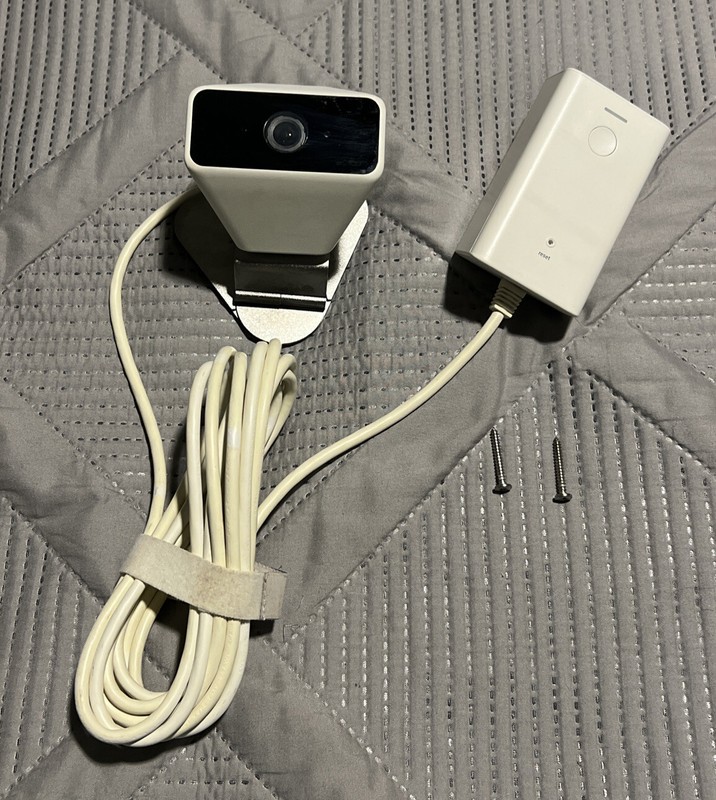 Xfinity SCHC2AEW IP55 Indoor Outdoor Security Camera Untested As Is!