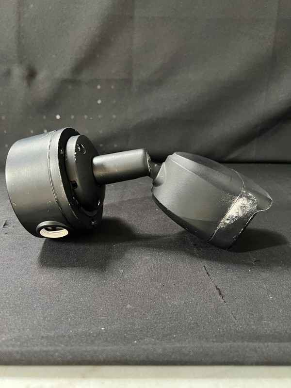 APTI Bullet Style Coaxial Camera (APTI-87C2-28WP) (2.8 mm Lens) w/ WALL MOUNT gallery