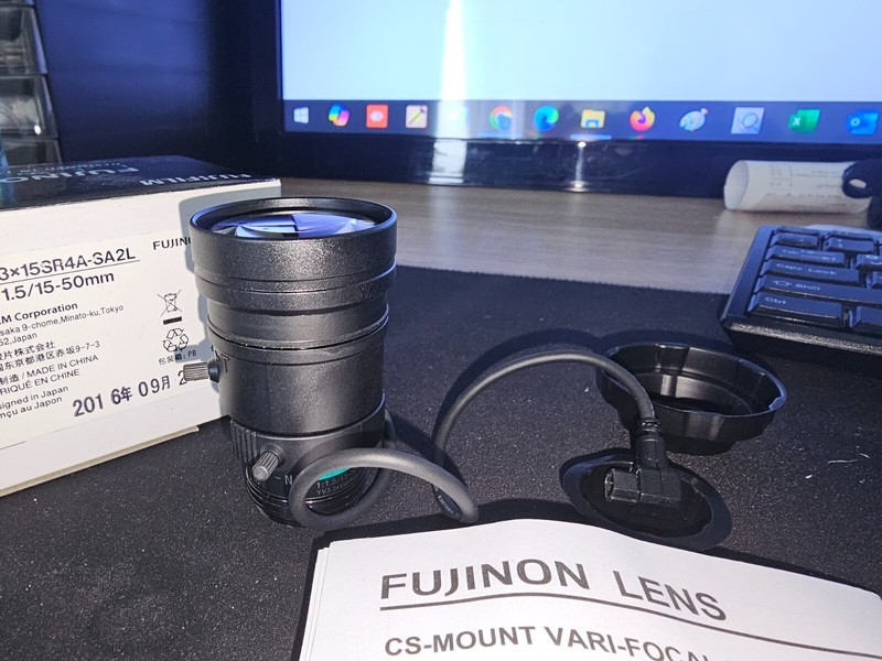 Fujinon FUJ YV3.3x15R4A-SA2 1/3″ 15-50mm F1.5 Auto-Iris CS-Mount Lens, Day/Night