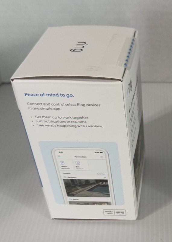 Ring Stick Up Cam Battery Wireless Outdoor/Indoor Camera White New 840268905552 gallery