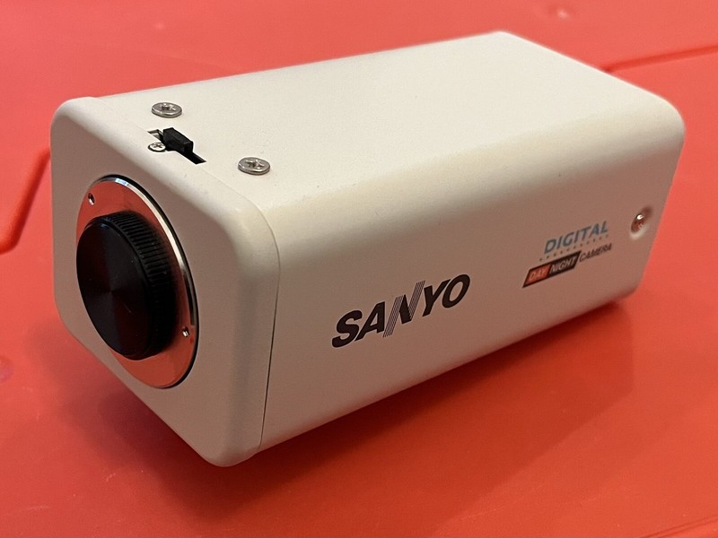 Sanyo VCC-4344 Surveillance/Network Camera – Color, Monochrome – CCD – Cable
