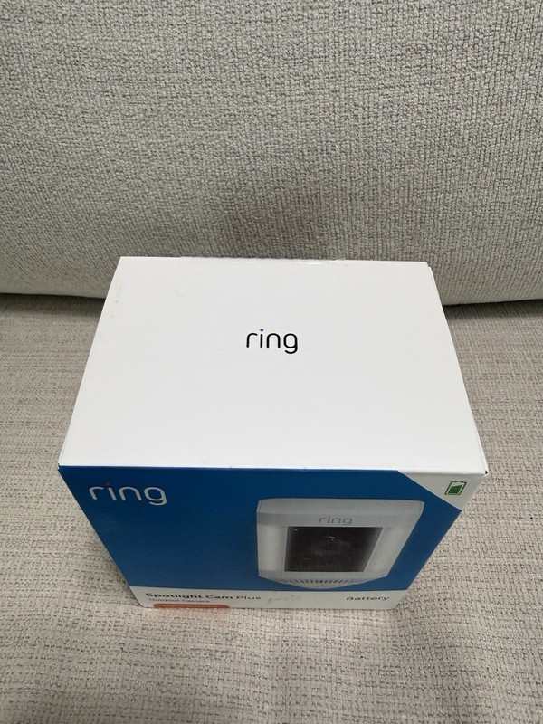 Ring Spotlight Cam Plus (Battery Powered) Outdoor Security Camera - White gallery