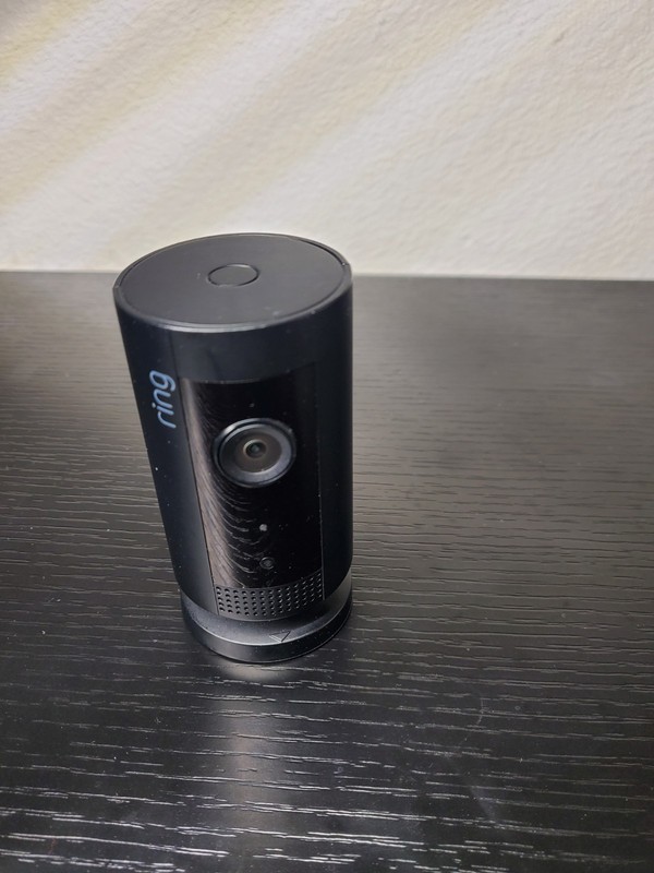 Ring Indoor Cam (1st Gen) HD Security Camera 5UM4E5