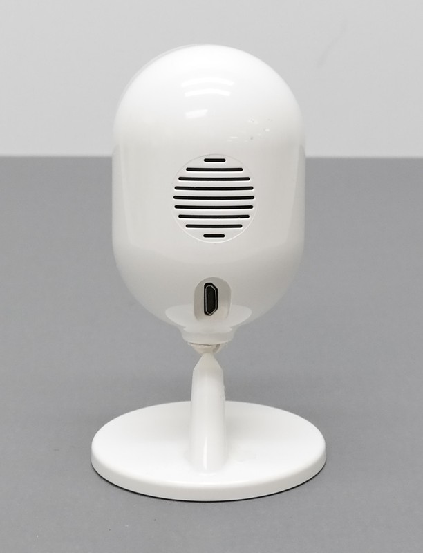Arlo Essential VMC2040 Indoor Security Camera - White gallery